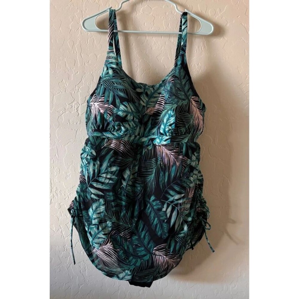 Lane Bryant Cacique Size 18 One Piece Swimsuit Tropical Pattern